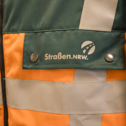 Sicherheitskleidung Strassen NRW von ABR Service gegen Störlichtboge